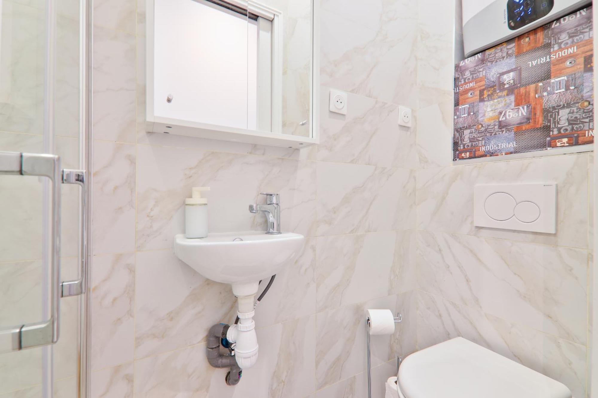 2 Bedroom Appartement Quartier Le Marais Free Netflix باريس المظهر الخارجي الصورة