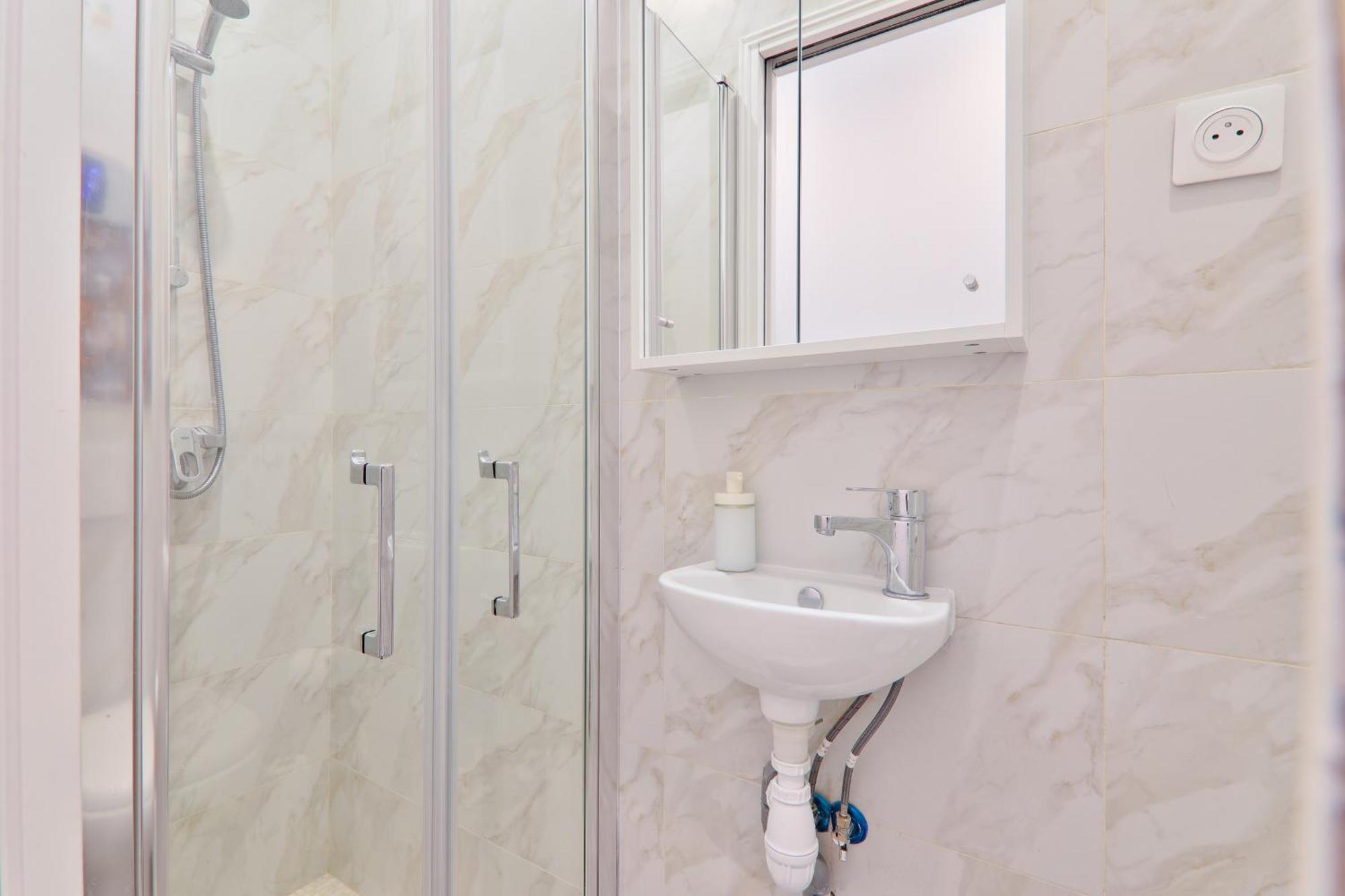 2 Bedroom Appartement Quartier Le Marais Free Netflix باريس المظهر الخارجي الصورة